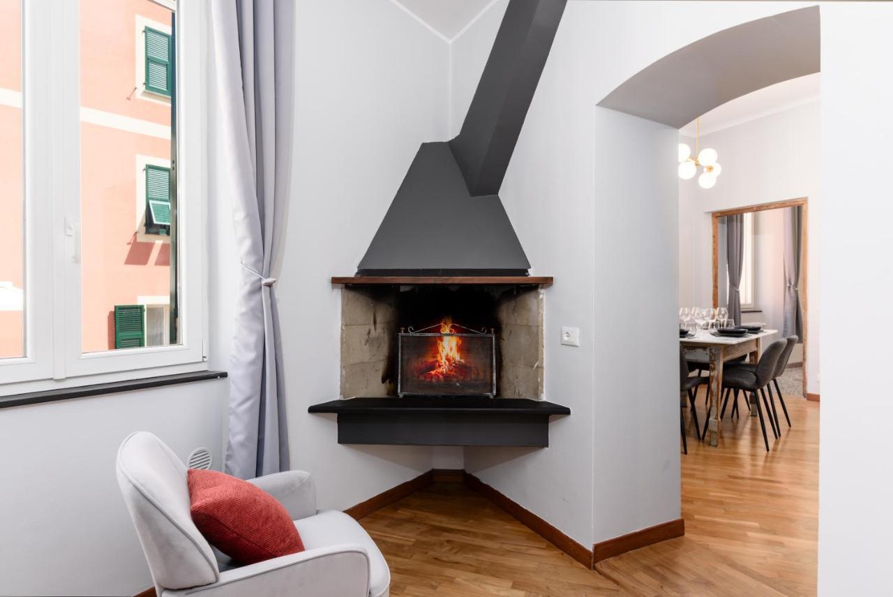 Esclusivo 130 Mq + Terrazzo Via San Vincenzo Appartement Genua Buitenkant foto