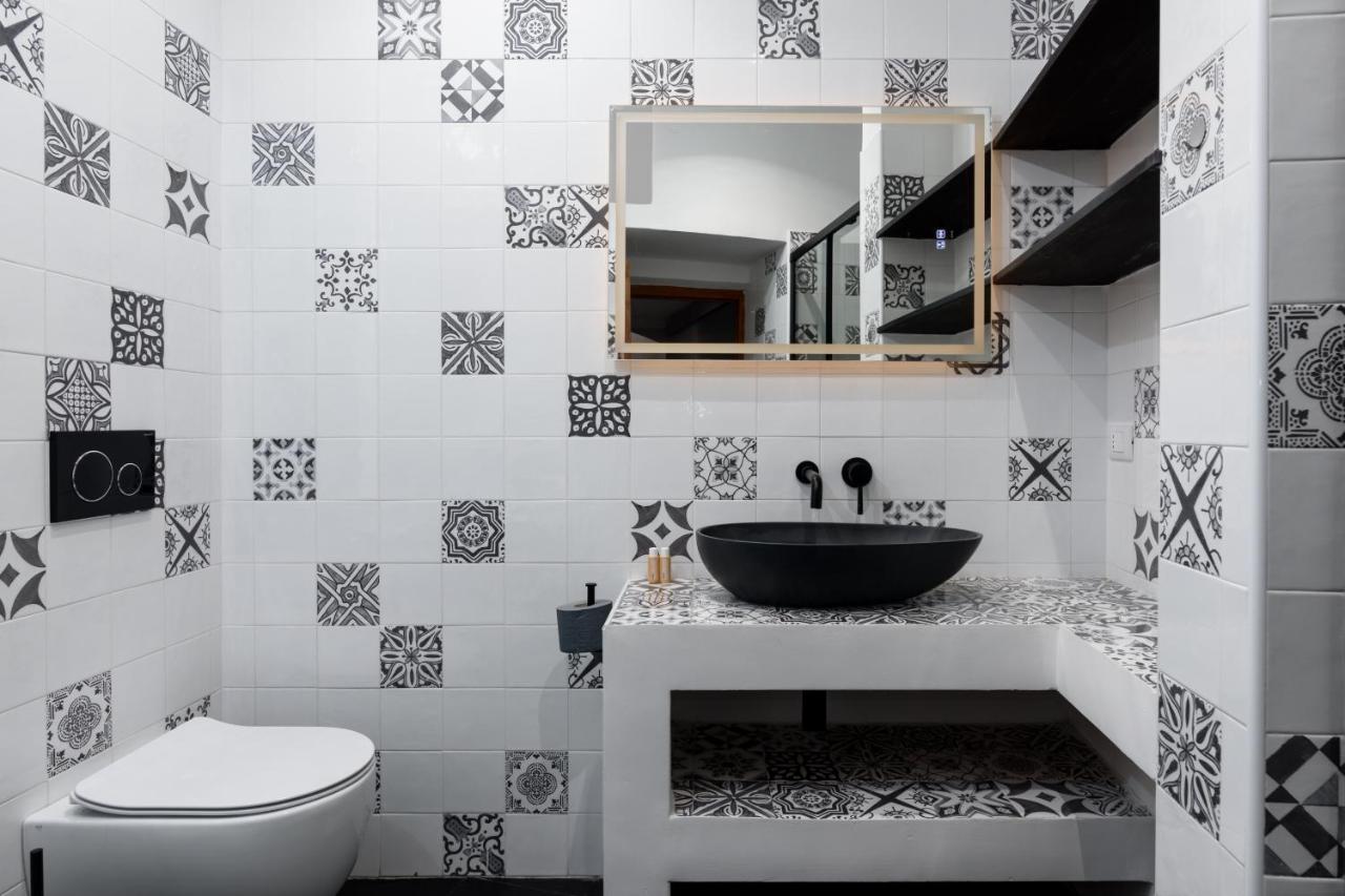 Esclusivo 130 Mq + Terrazzo Via San Vincenzo Appartement Genua Buitenkant foto